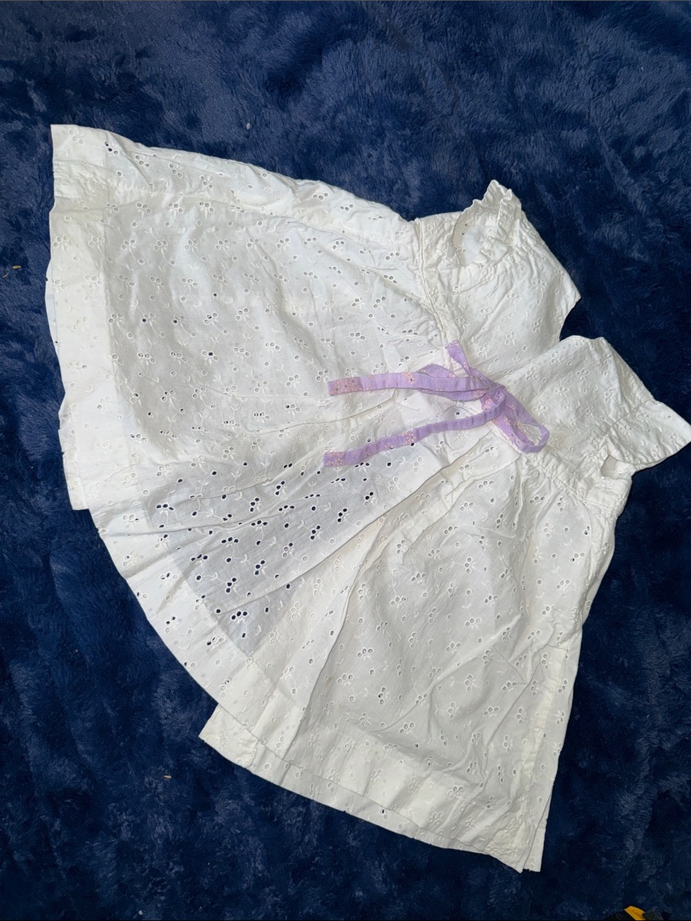 18-24m Vintage 50s handmade White Eyelet Cotton Dress with Lavender Ribbon